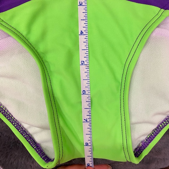 Cut out neon bikini - Picture 3 of 3